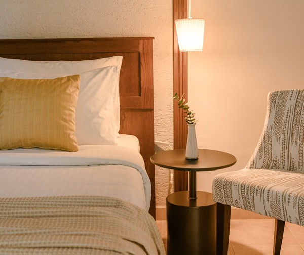 DELUXE DOUBLE ROOM
